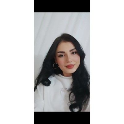 İnci Zarinova
